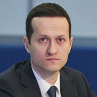 /upload/resize_cache/iblock/e7c/14tbdykfy9iayovrun9x6dzxe595zp2v/200_200_0/_0001_Владимир Пащенко.jpg